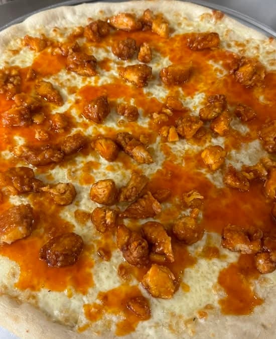 Buffalo Chicken Pizza (Large 16").